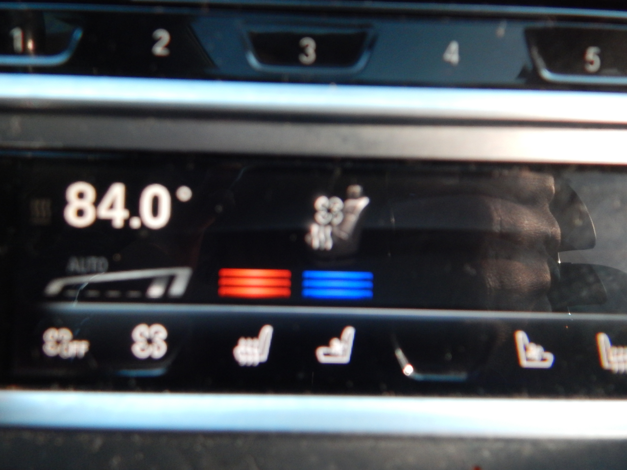 BMW 7 Series 4dr Sdn 750i xDrive AWD 2017