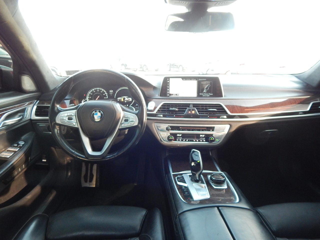 BMW 7 Series 4dr Sdn 750i xDrive AWD 2017