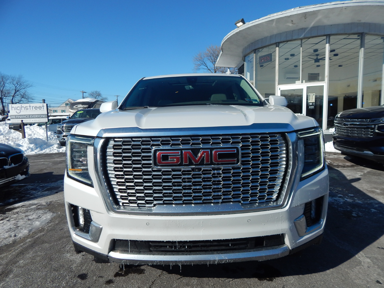 GMC Yukon XL 4WD 4dr Denali 2021