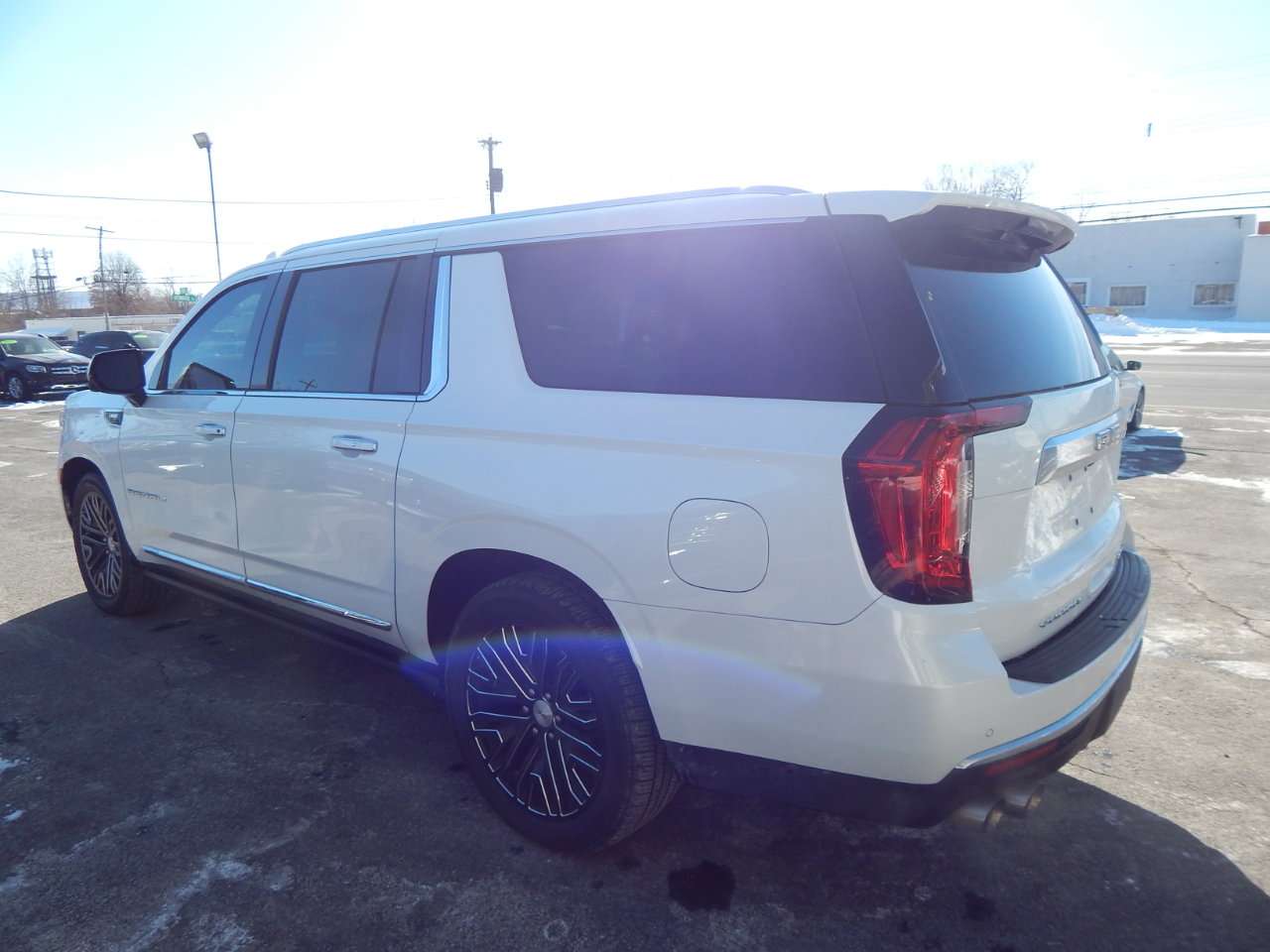 GMC Yukon XL 4WD 4dr Denali 2021