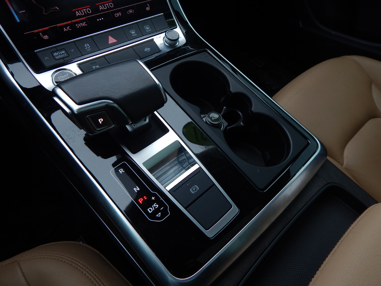 Audi Q7 Premium Plus 45 TFSI quattro 2021