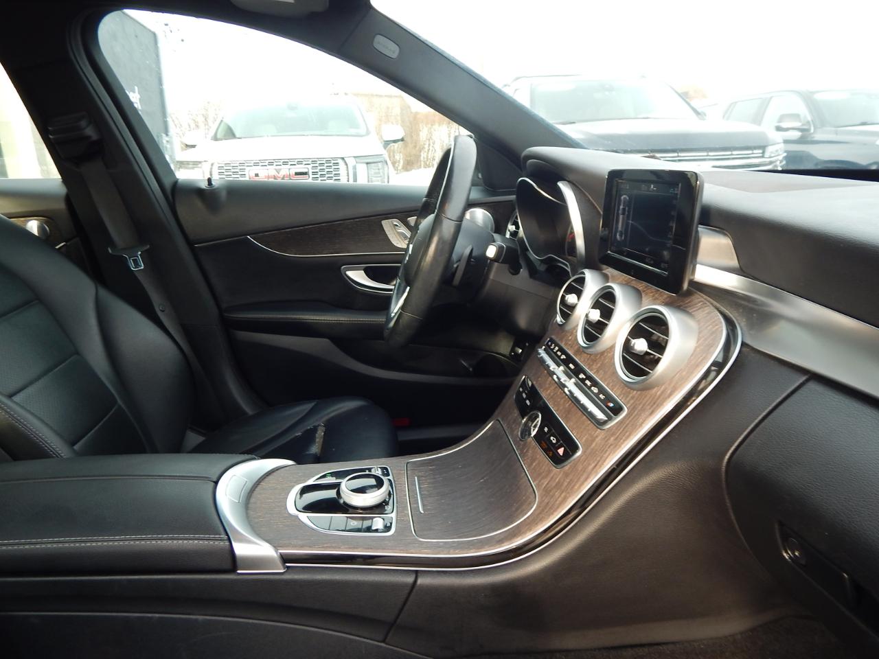 Mercedes-Benz C Class C300 4D Sedan 4Matic 2019