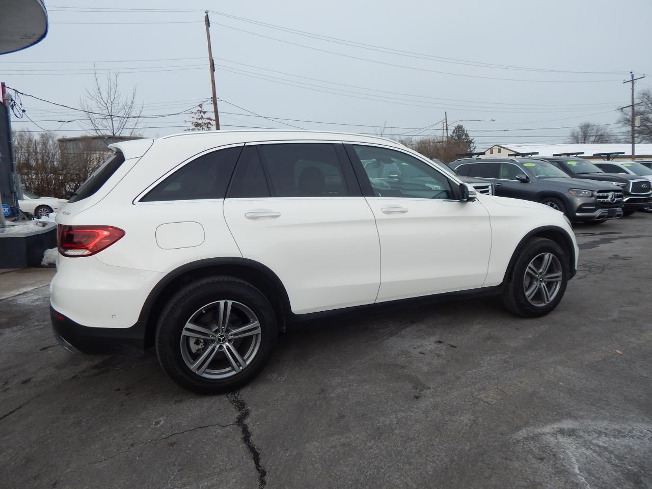 Mercedes-Benz GLC GLC 300 4MATIC SUV 2021