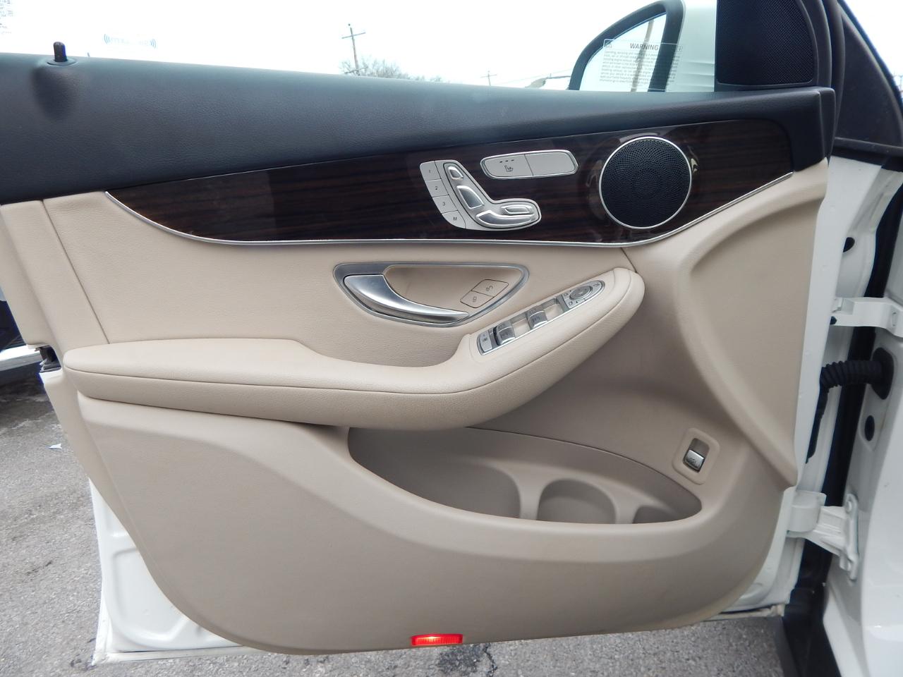 Mercedes-Benz GLC GLC 300 4MATIC SUV 2021