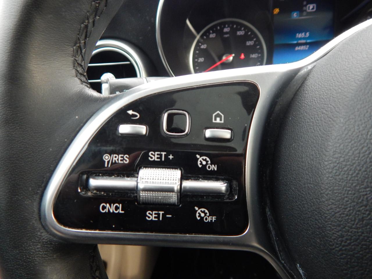 Mercedes-Benz GLC GLC 300 4MATIC SUV 2021