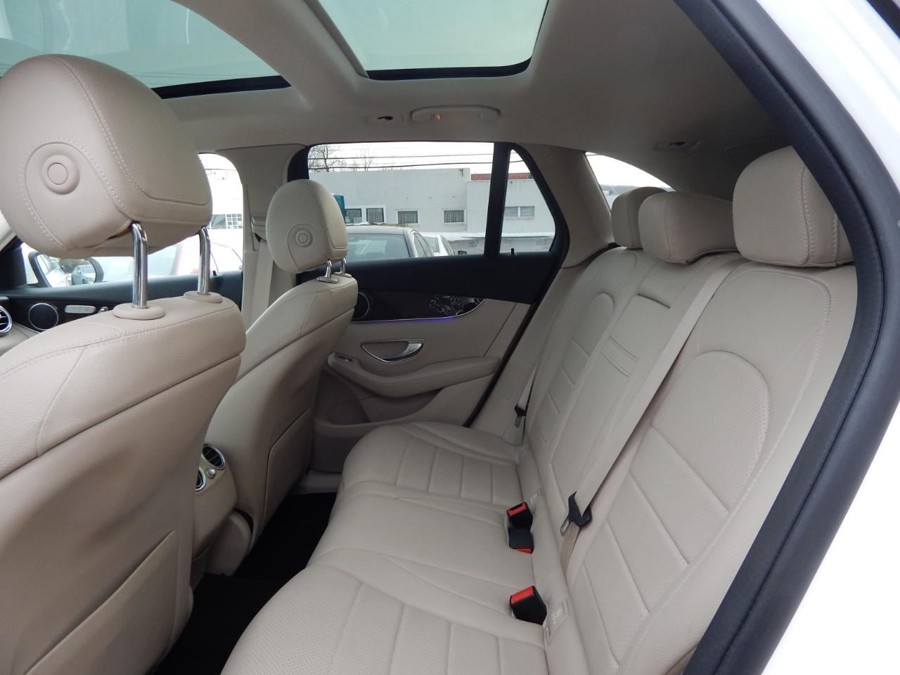 Mercedes-Benz GLC GLC 300 4MATIC SUV 2021