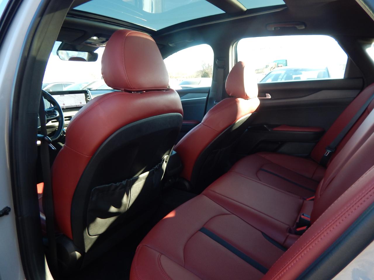 Kia K5 GT-Line 4D Sedan AWD 2022