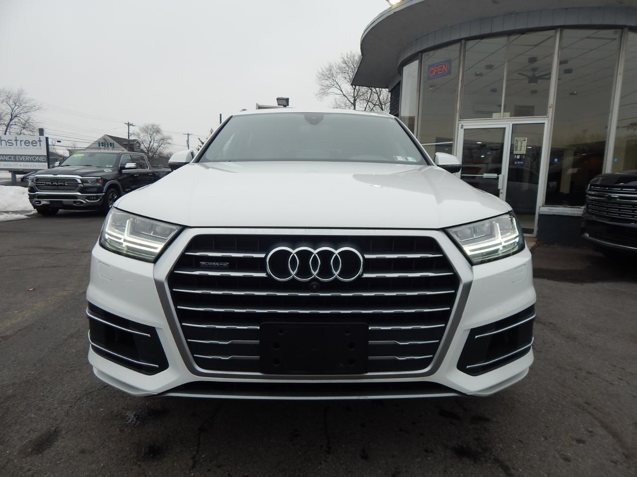 Audi Q7 SE Premium Plus 55 TFSI quattro 2019