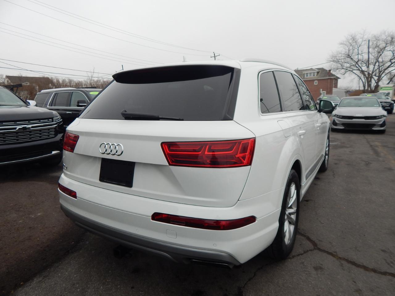 Audi Q7 SE Premium Plus 55 TFSI quattro 2019