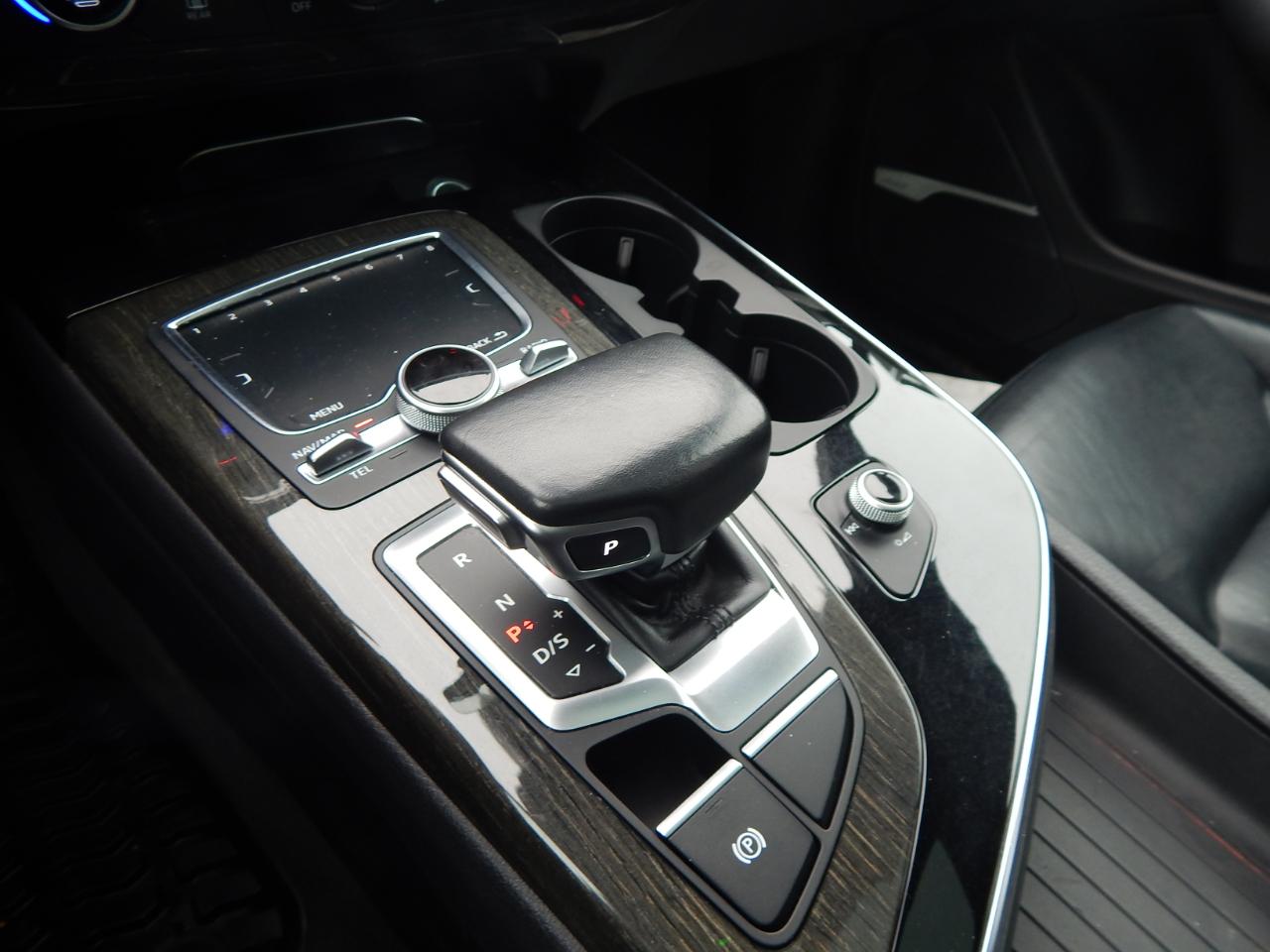 Audi Q7 SE Premium Plus 55 TFSI quattro 2019