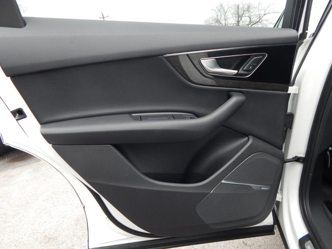 Audi Q7 SE Premium Plus 55 TFSI quattro 2019