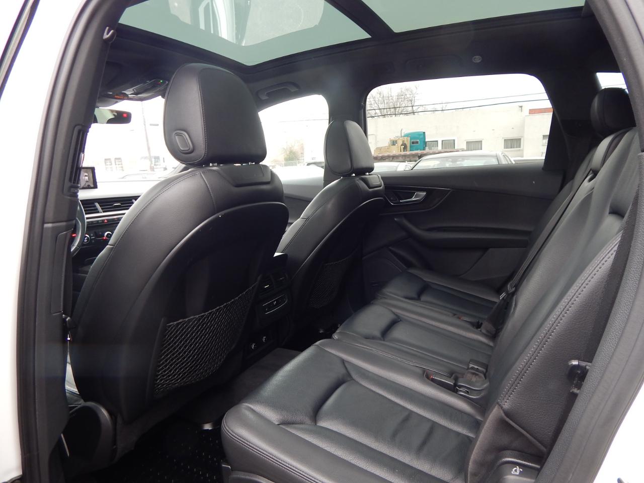 Audi Q7 SE Premium Plus 55 TFSI quattro 2019