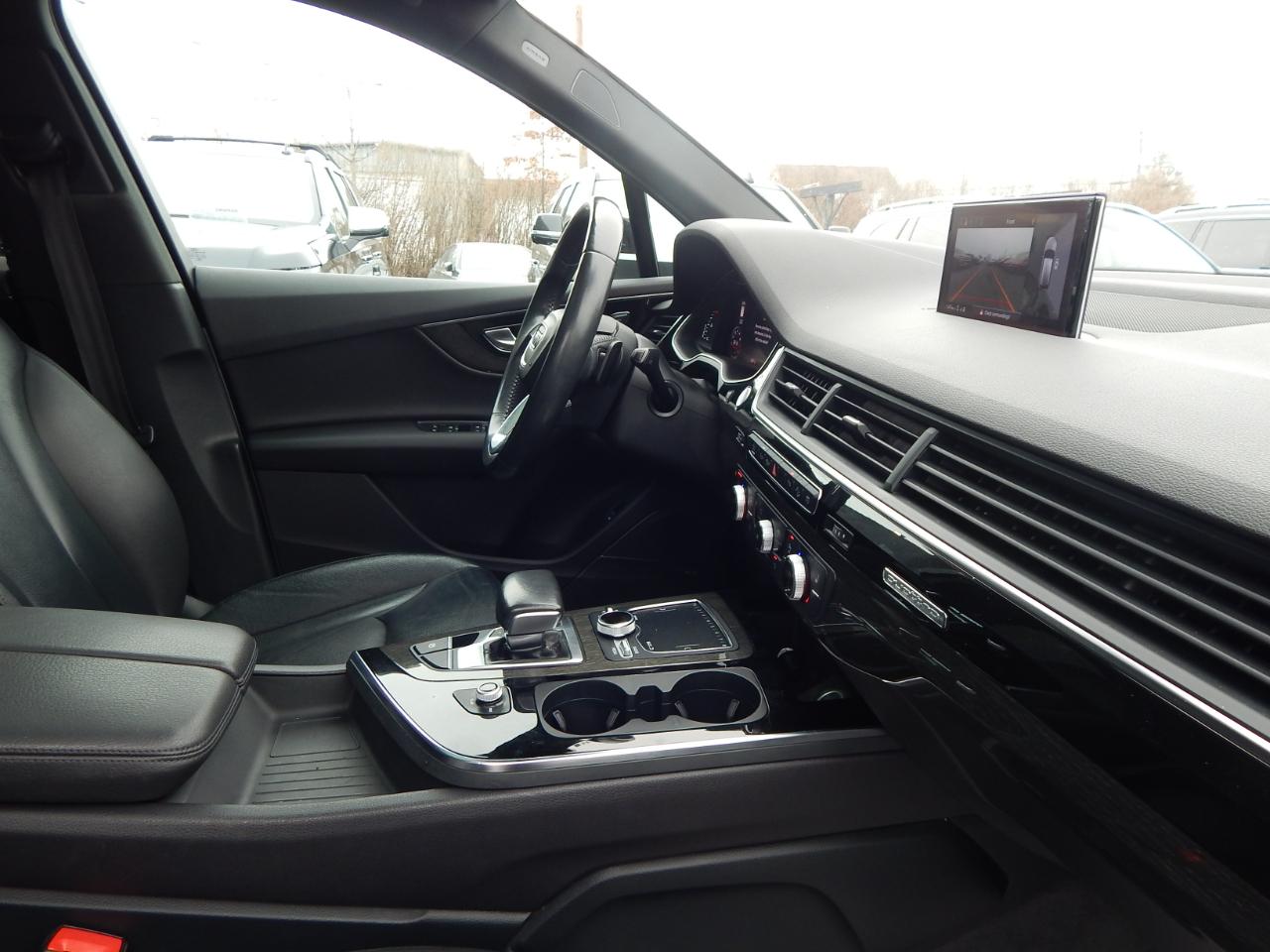 Audi Q7 SE Premium Plus 55 TFSI quattro 2019