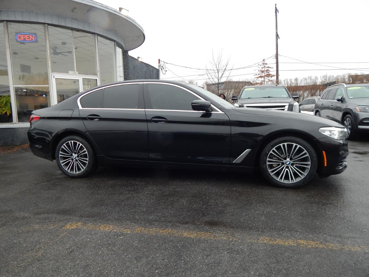 BMW 5 Series 530i xDrive Sedan 2020