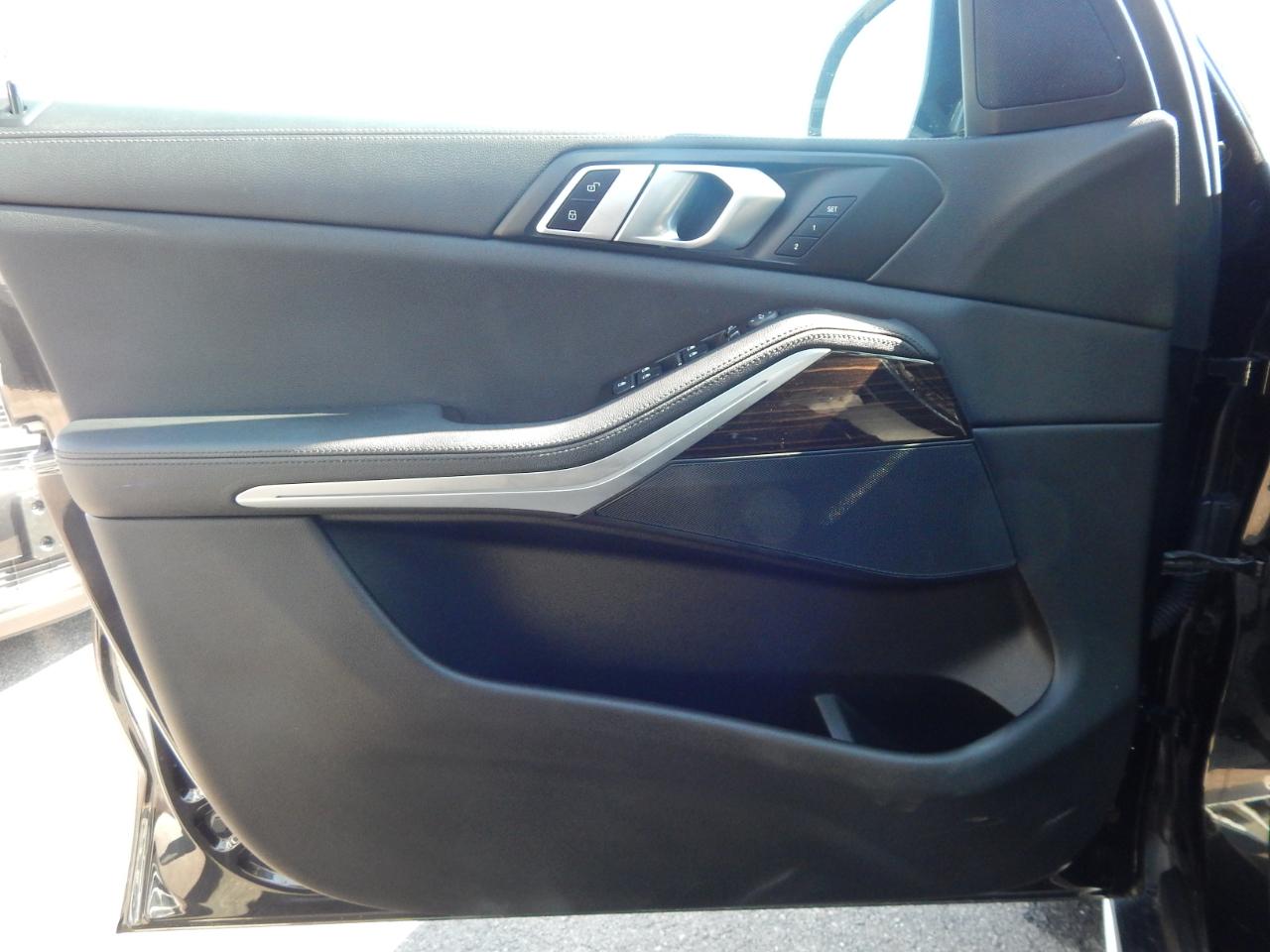 BMW X5 xDrive40i Sports Activity Vehicle 2020