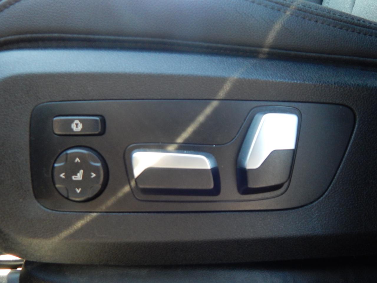 BMW X5 xDrive40i Sports Activity Vehicle 2020