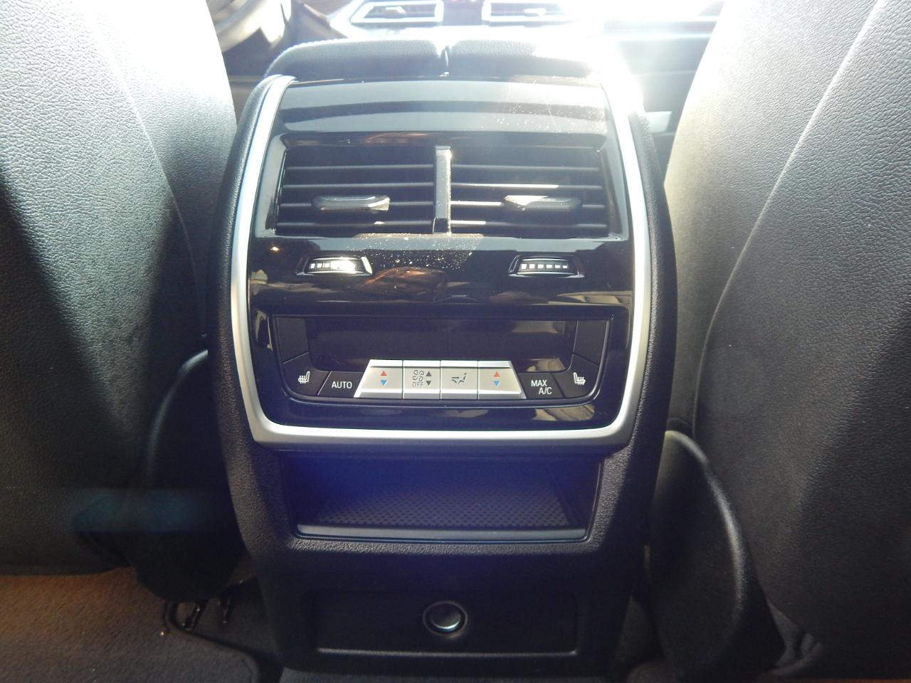 BMW X5 xDrive40i Sports Activity Vehicle 2020