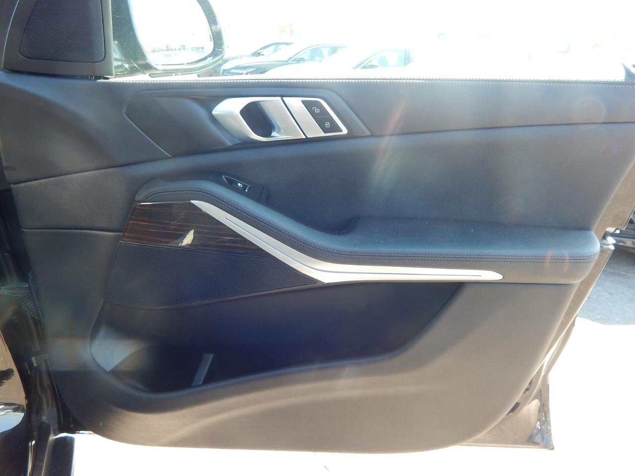 BMW X5 xDrive40i Sports Activity Vehicle 2020