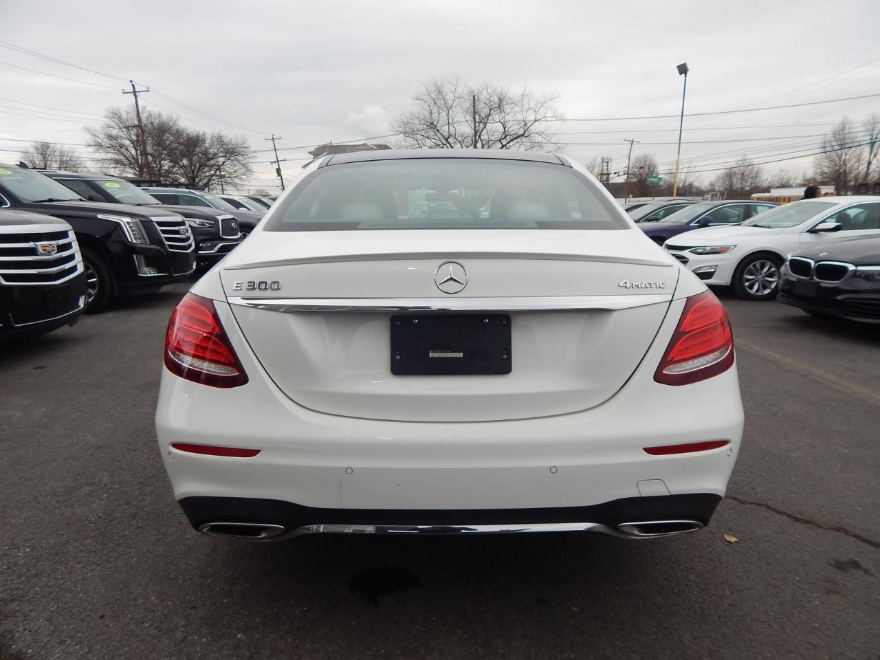 Mercedes-Benz E-Class E 300 4MATIC Sedan 2019