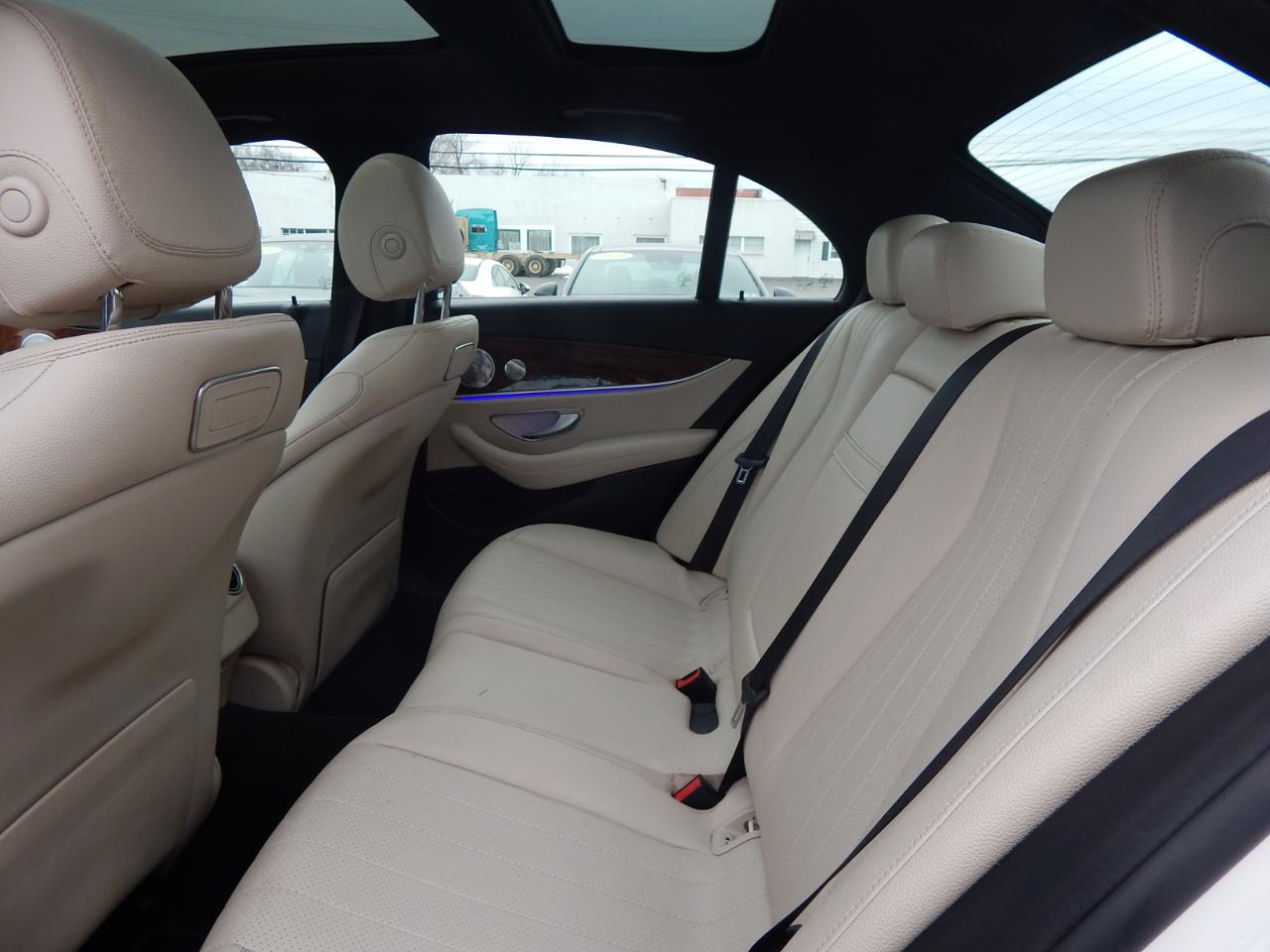 Mercedes-Benz E-Class E 300 4MATIC Sedan 2019