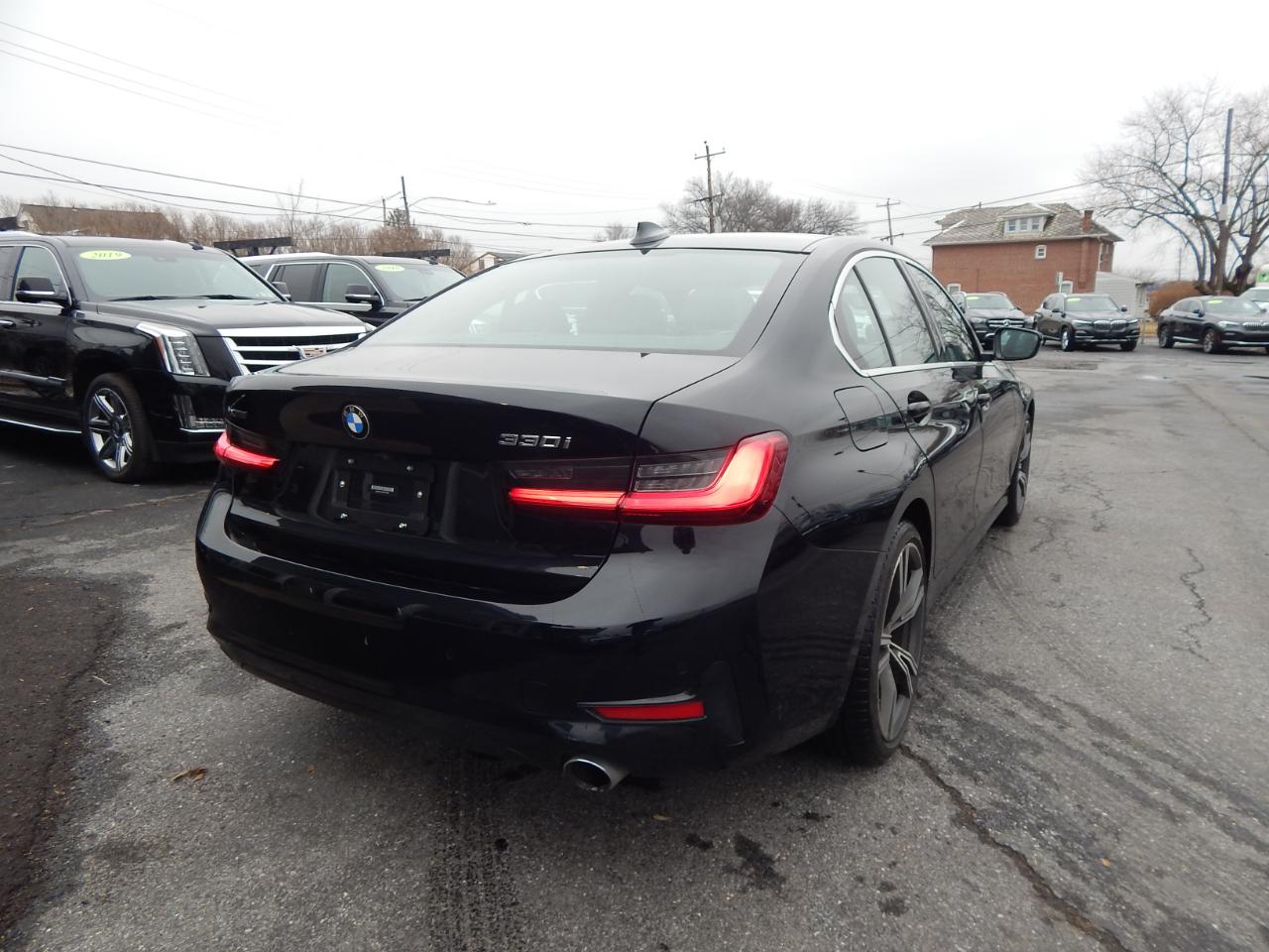 BMW 3 Series 330i xDrive Sedan 2021