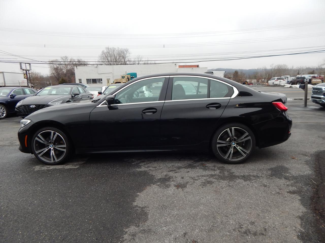 BMW 3 Series 330i xDrive Sedan 2021