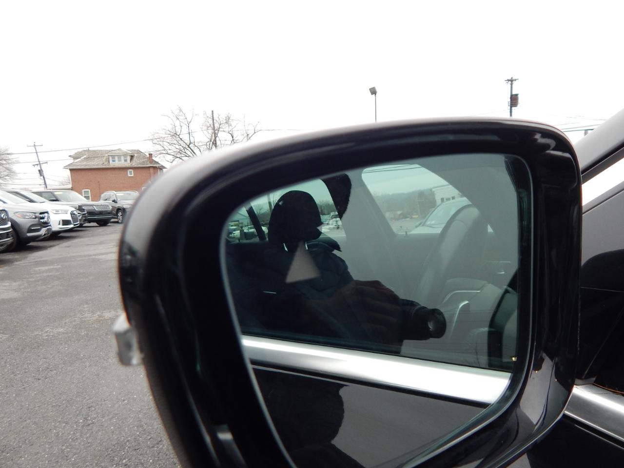 BMW 3 Series 330i xDrive Sedan 2021