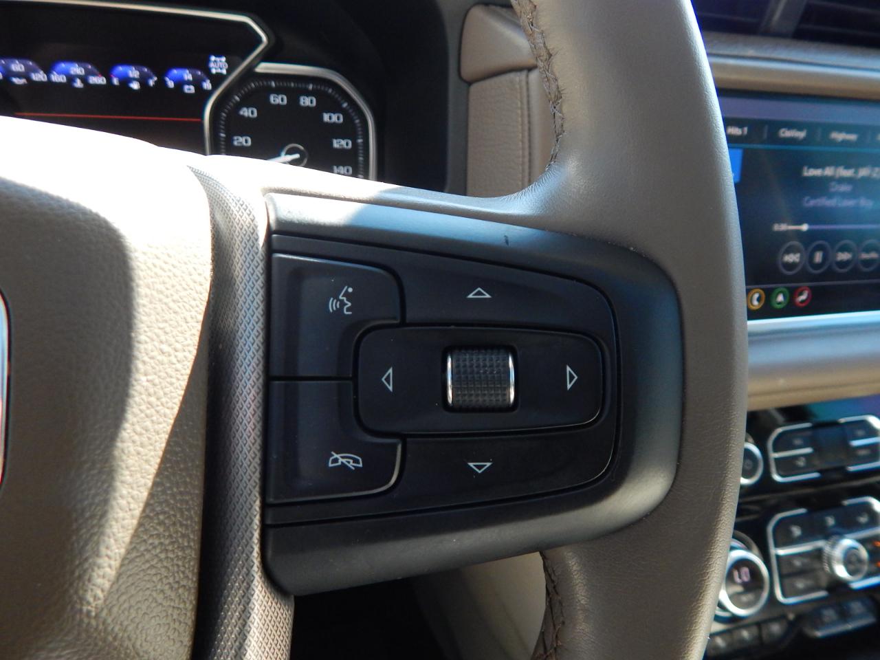 GMC Yukon XL Denali 4WD 2021