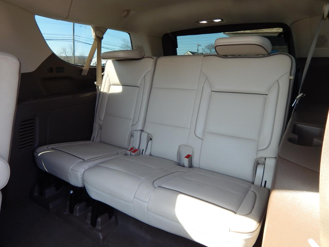 GMC Yukon XL Denali 4WD 2021