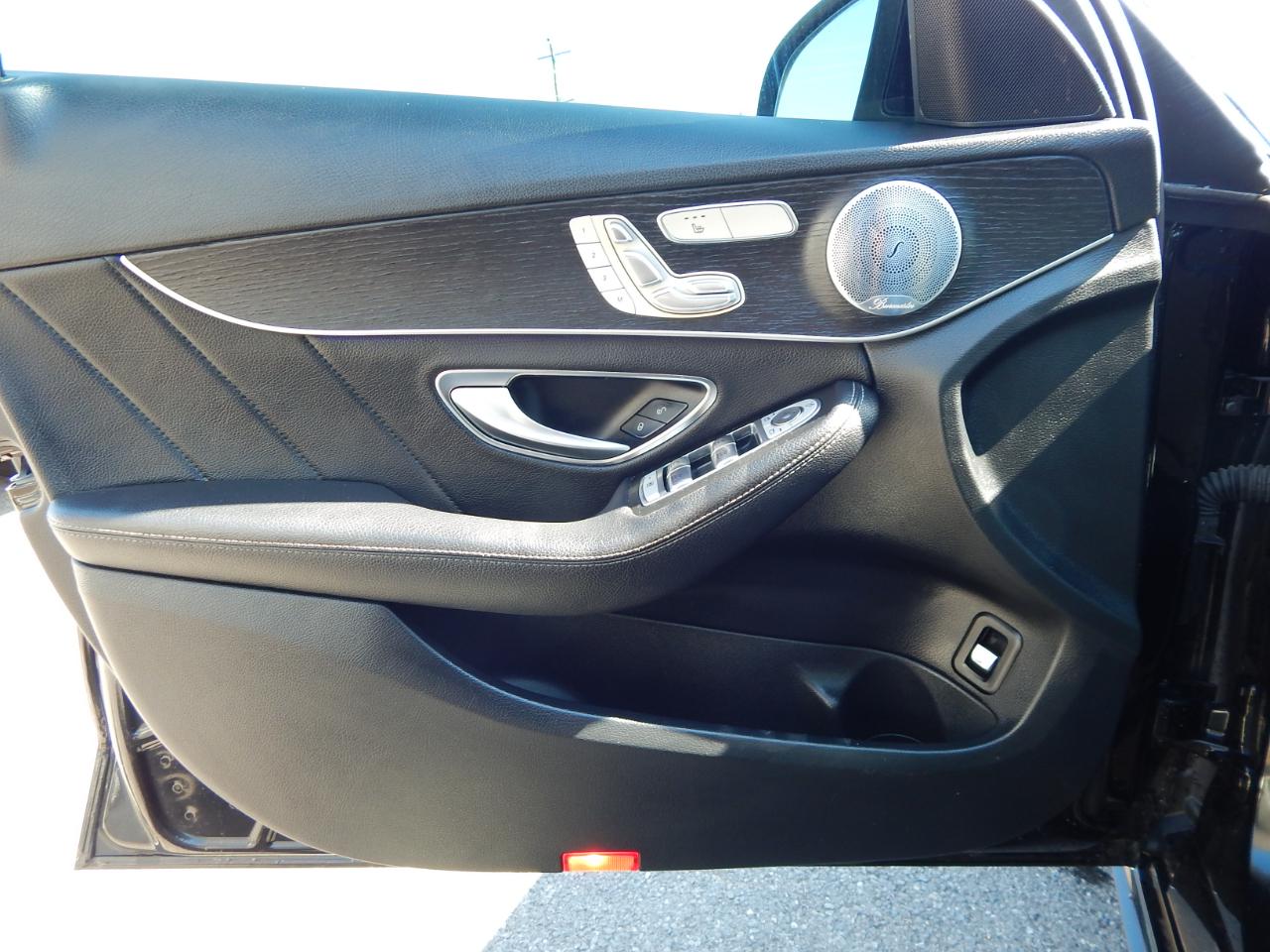 Mercedes-Benz C-Class 4dr Sdn C300 4MATIC 2020