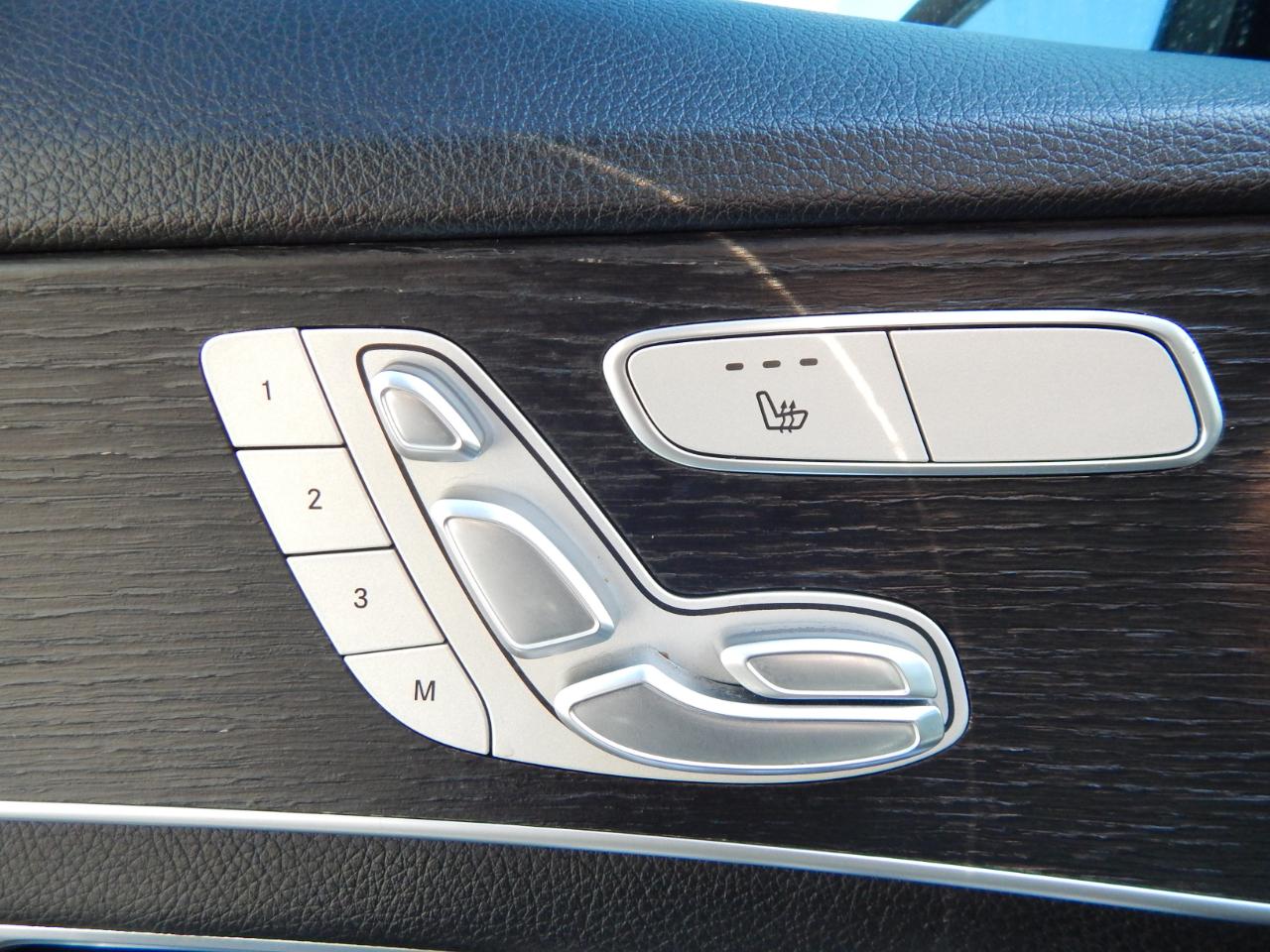 Mercedes-Benz C-Class 4dr Sdn C300 4MATIC 2020