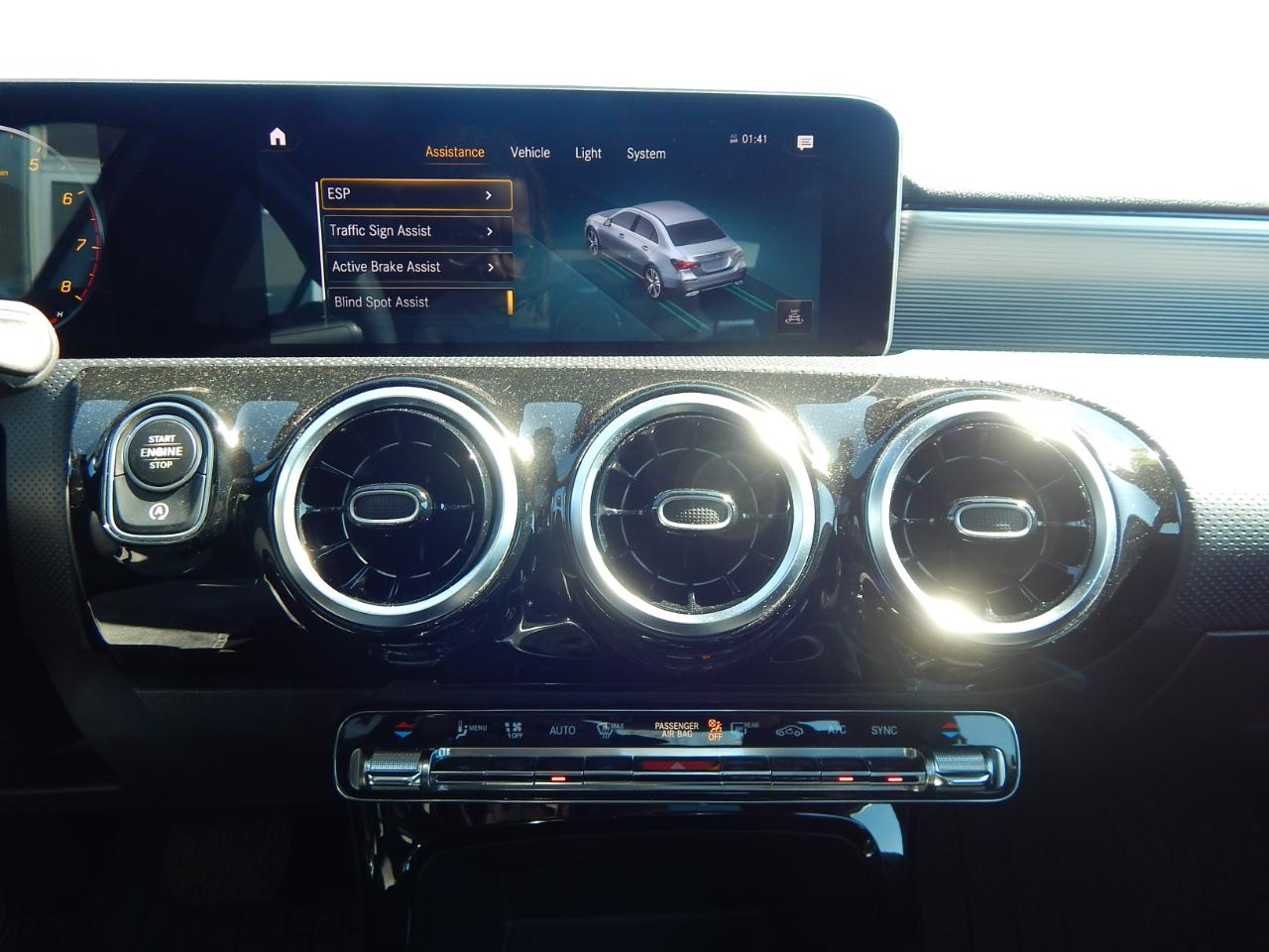 Mercedes-Benz A-Class A 220 4MATIC Sedan 2019