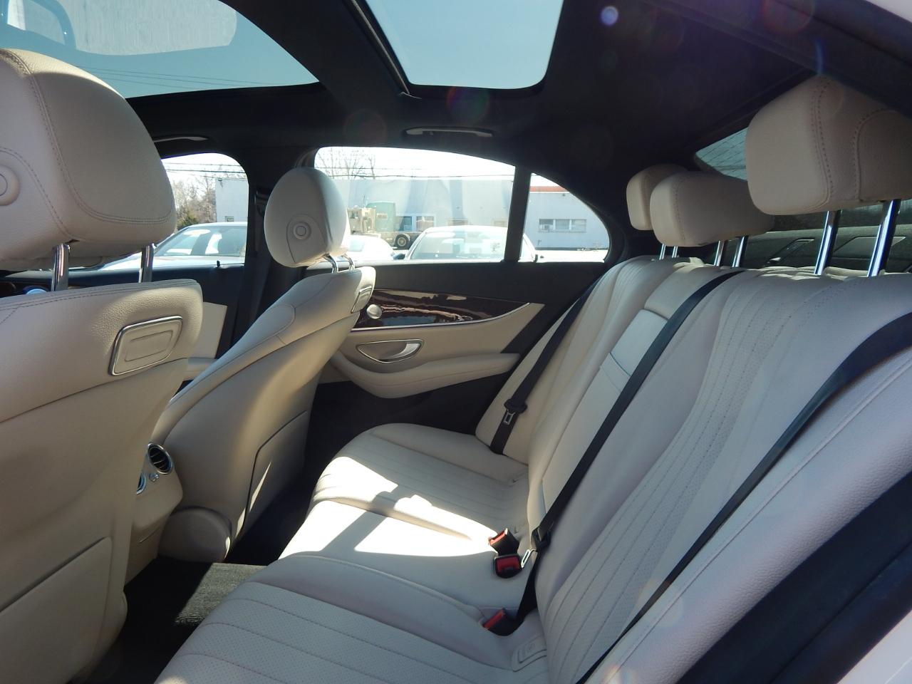 Mercedes-Benz E-Class E 300 4MATIC Sedan 2019