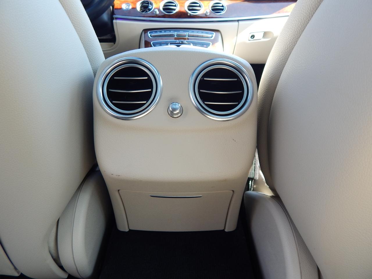 Mercedes-Benz E-Class E 300 4MATIC Sedan 2019