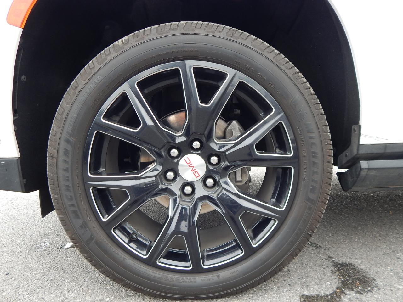 GMC Yukon XL 4WD 4dr Denali 2023