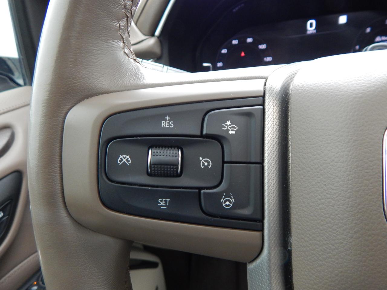 GMC Yukon XL 4WD 4dr Denali 2023