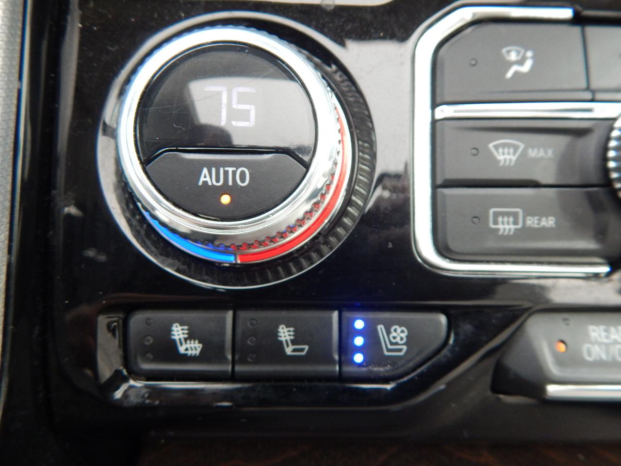 GMC Yukon XL 4WD 4dr Denali 2023