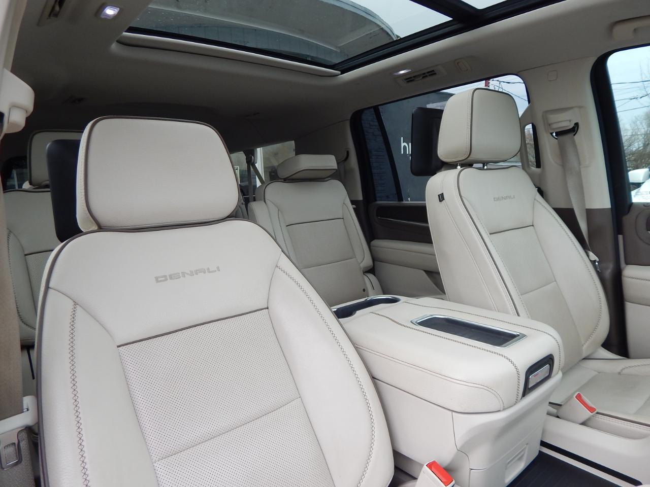 GMC Yukon XL 4WD 4dr Denali 2023