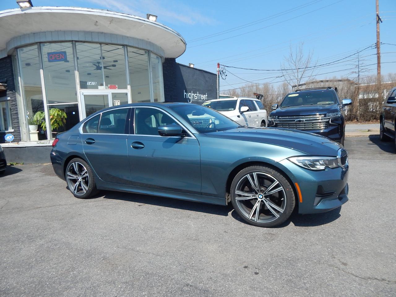 BMW 3 Series 330i xDrive Sedan 2021