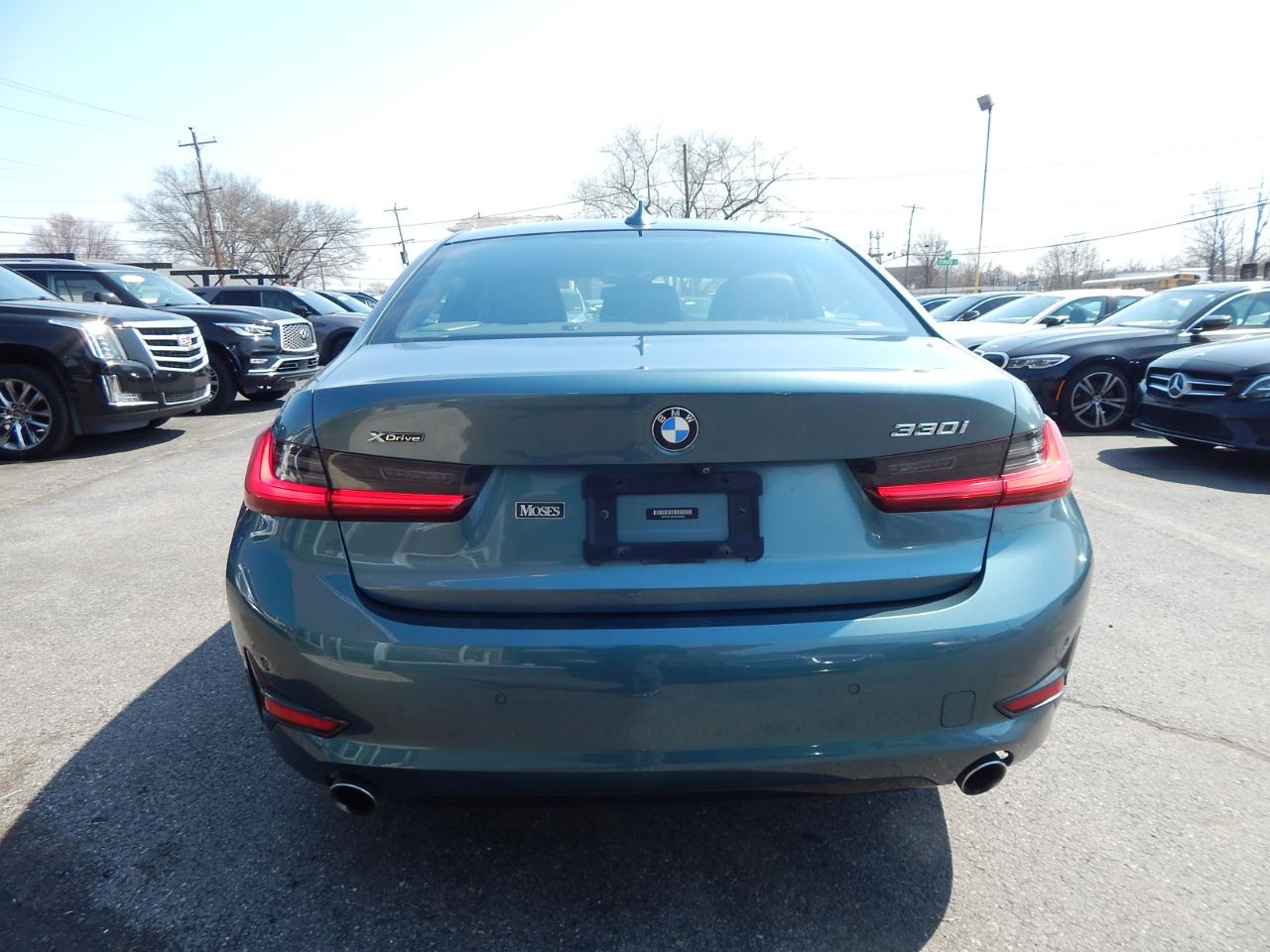 BMW 3 Series 330i xDrive Sedan 2021