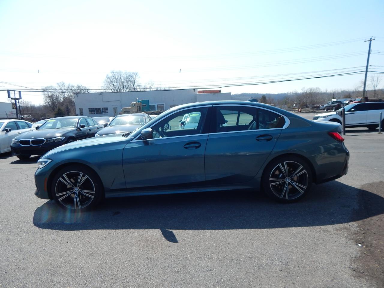 BMW 3 Series 330i xDrive Sedan 2021