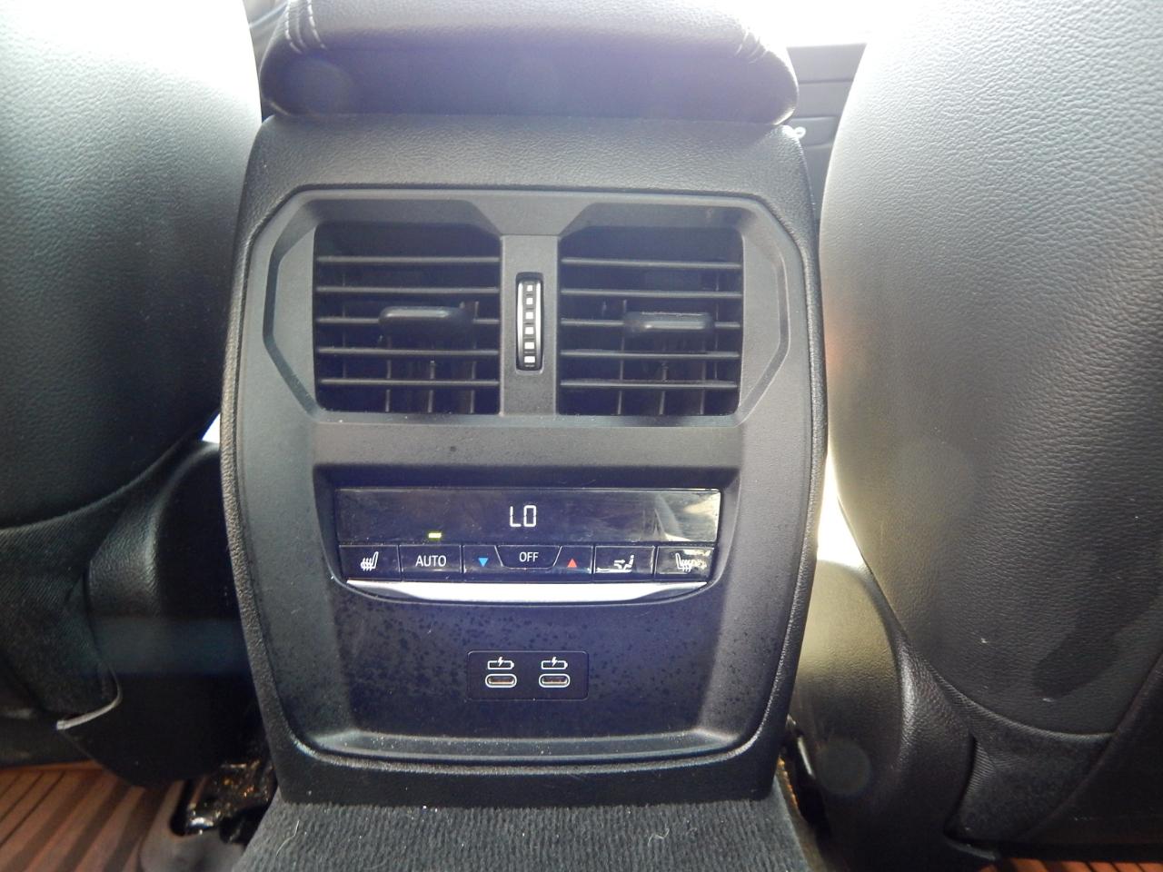 BMW 3 Series 330i xDrive Sedan 2021