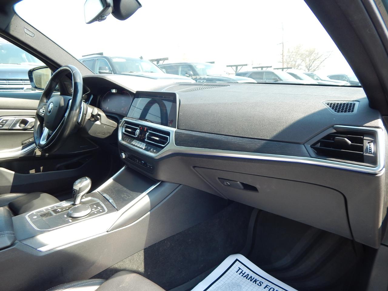 BMW 3 Series 330i xDrive Sedan 2021