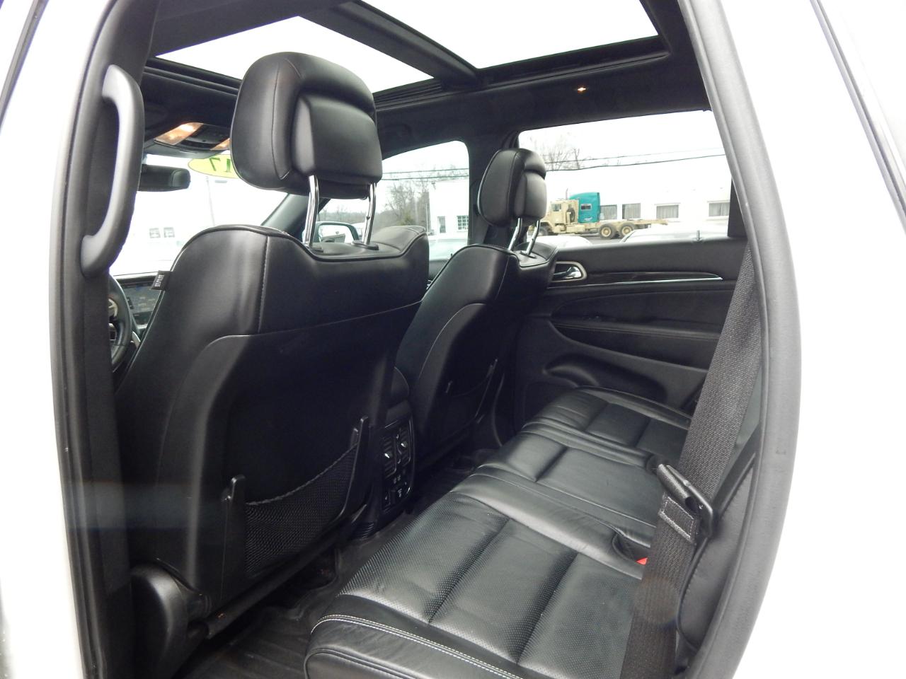 Jeep Grand Cherokee 4dr Overland 2017