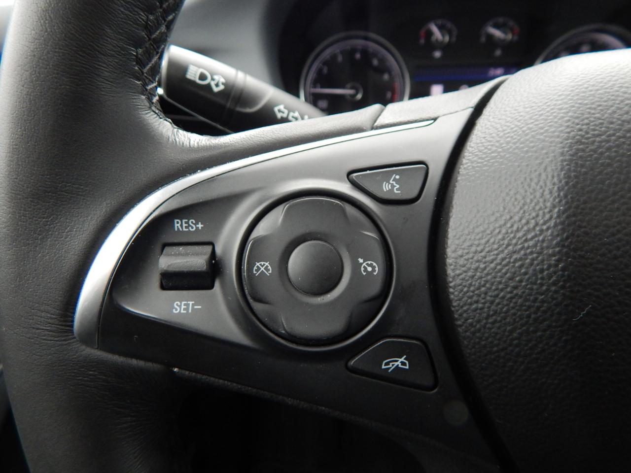 Buick Enclave AWD 4dr Essence 2020