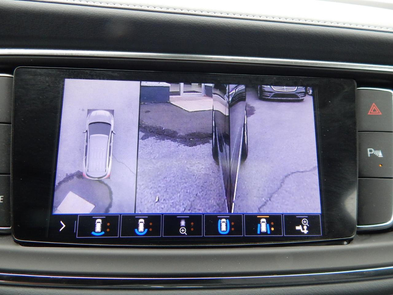 Buick Enclave AWD 4dr Essence 2020