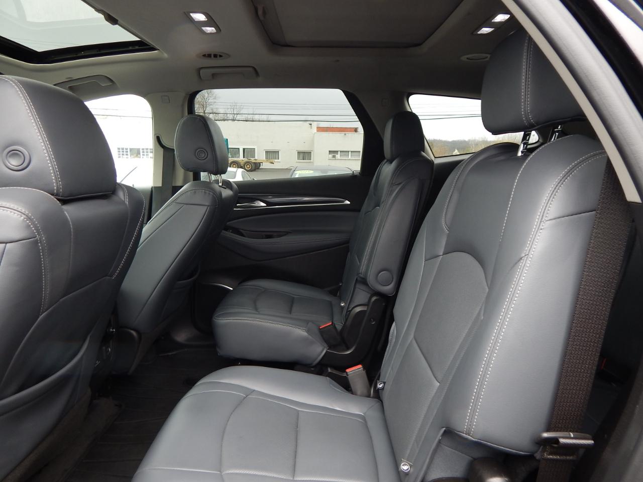 Buick Enclave AWD 4dr Essence 2020