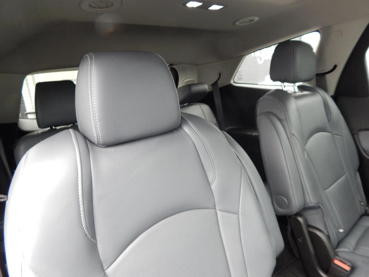 Buick Enclave AWD 4dr Essence 2020