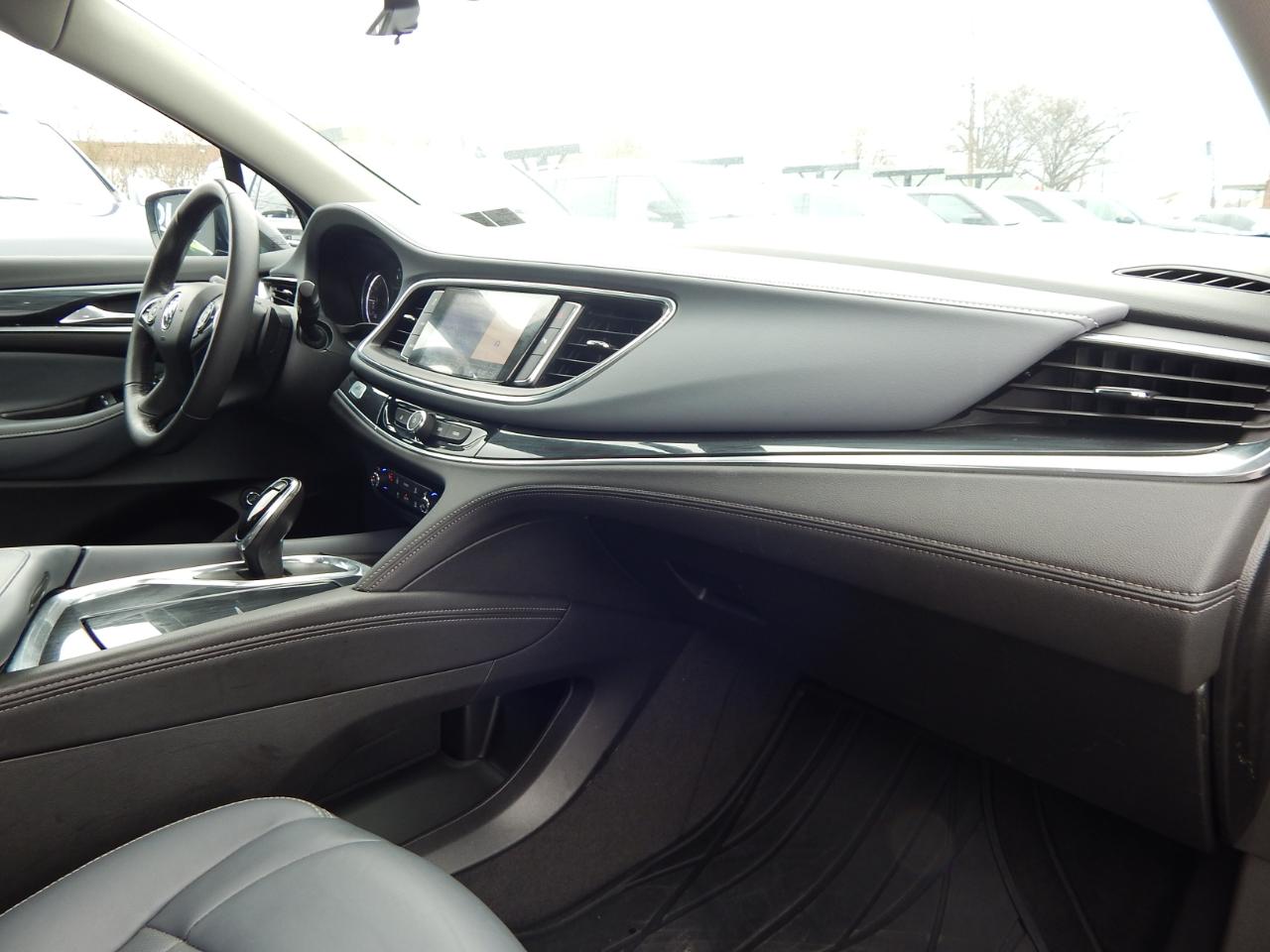 Buick Enclave AWD 4dr Essence 2020