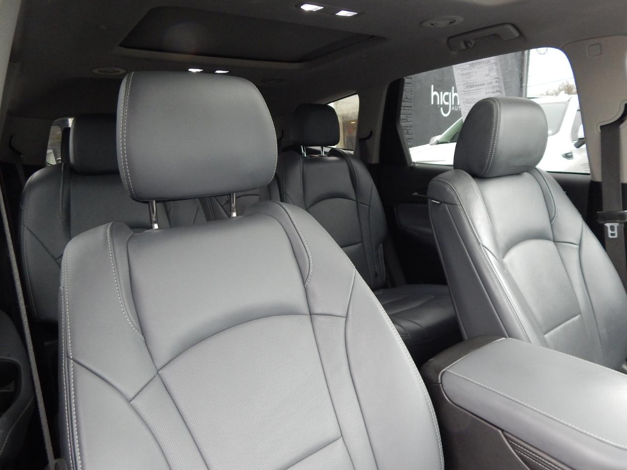 Buick Enclave AWD 4dr Essence 2020